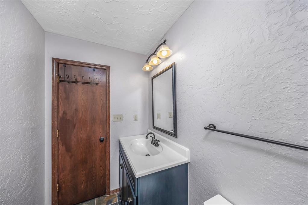 1197712 Property Photo 35