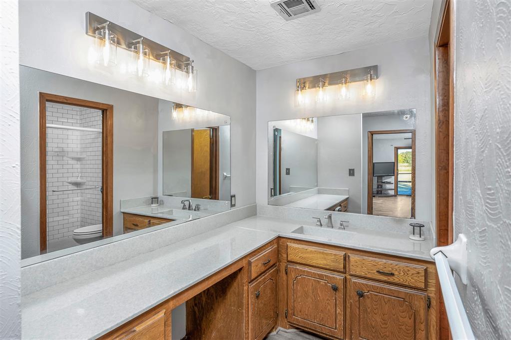 1197712 Property Photo 42