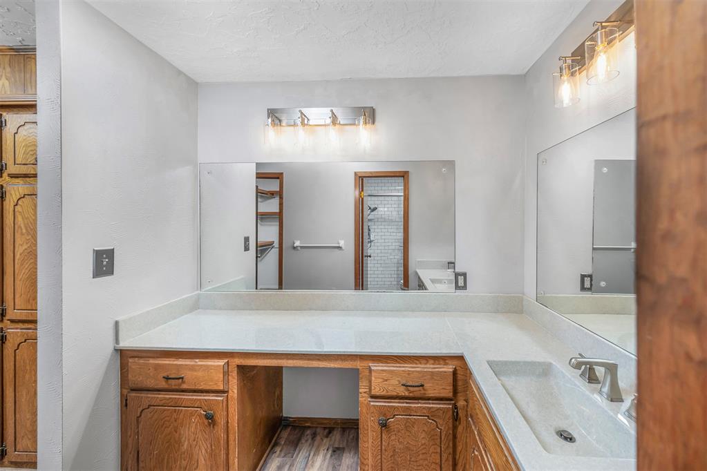1197712 Property Photo 44