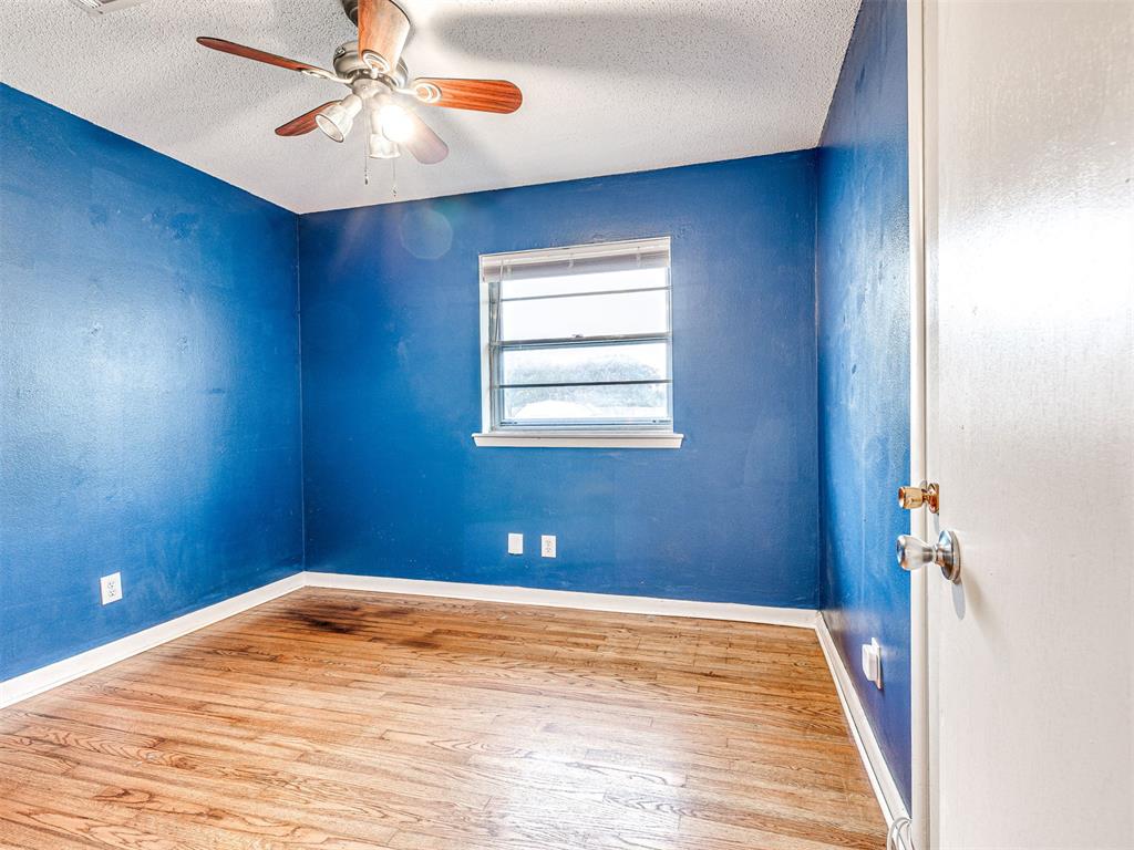 909 Holoway Drive Property Photo 11