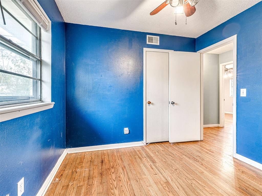 909 Holoway Drive Property Photo 12