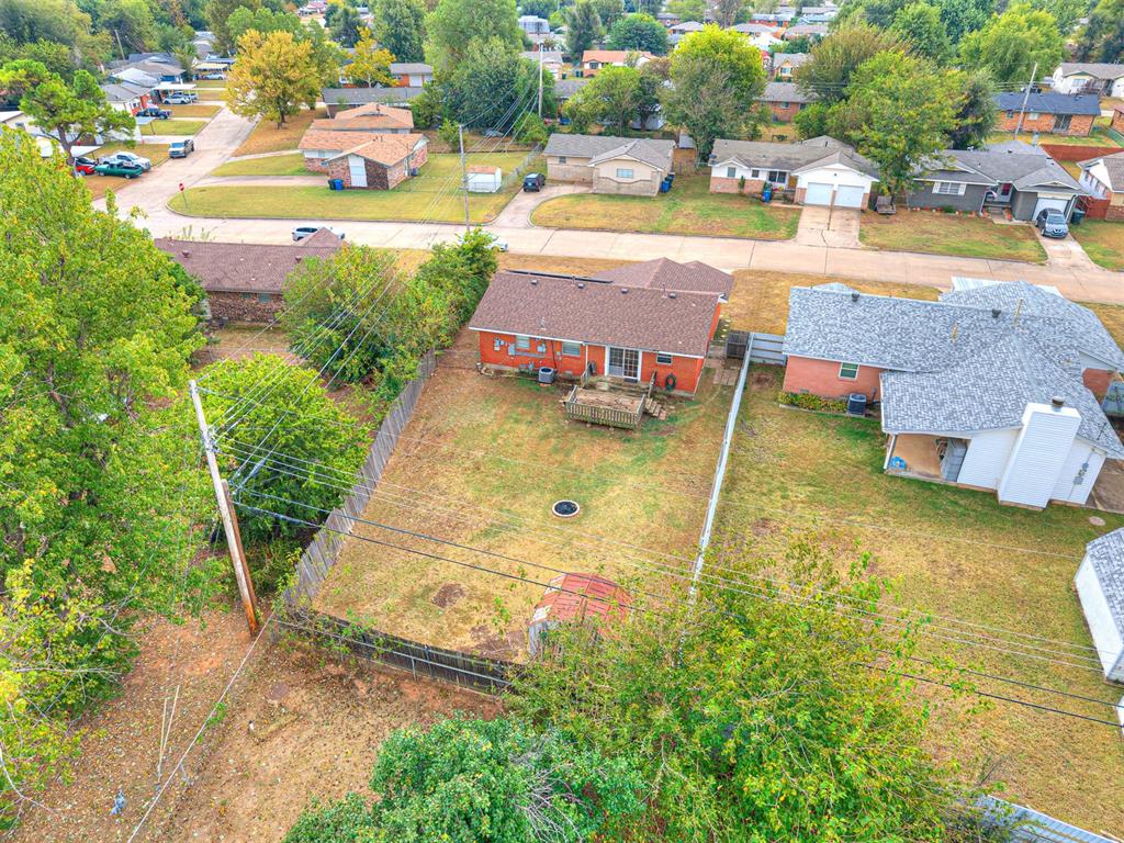 909 Holoway Drive Property Photo 26