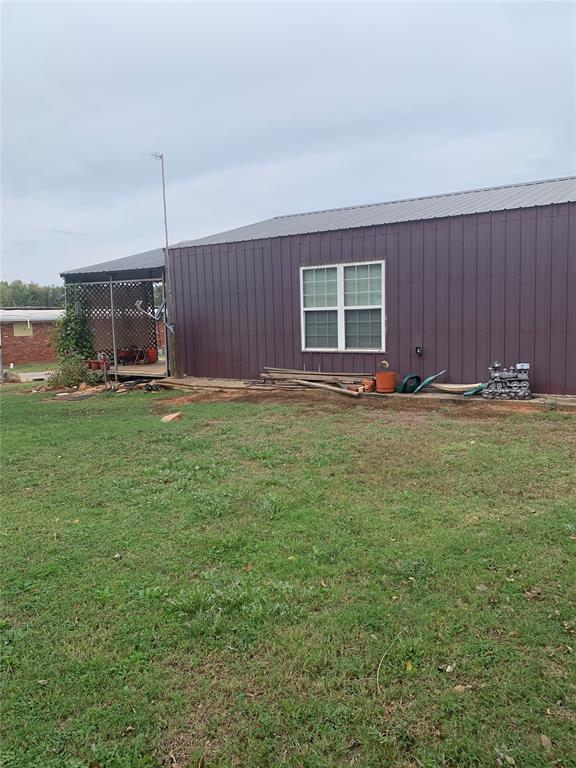 310 Ellen Way Property Photo 4