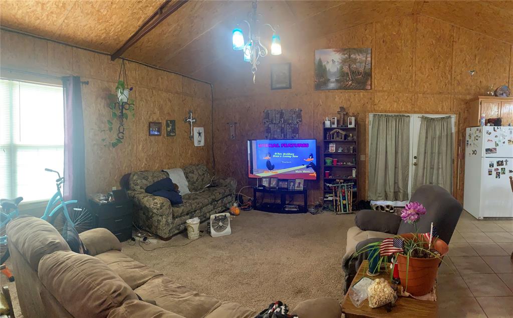 310 Ellen Way Property Photo 15