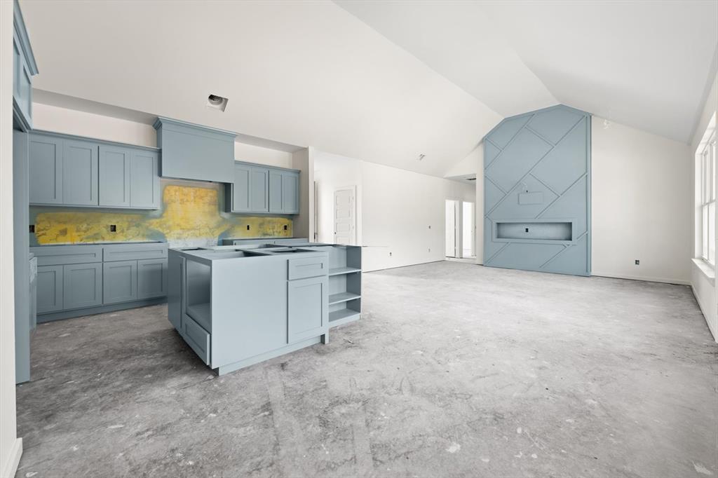 881 Meadow Park Drive Property Photo 7