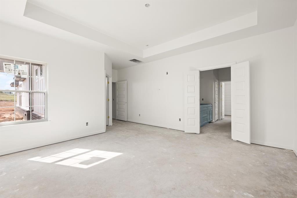 881 Meadow Park Drive Property Photo 12