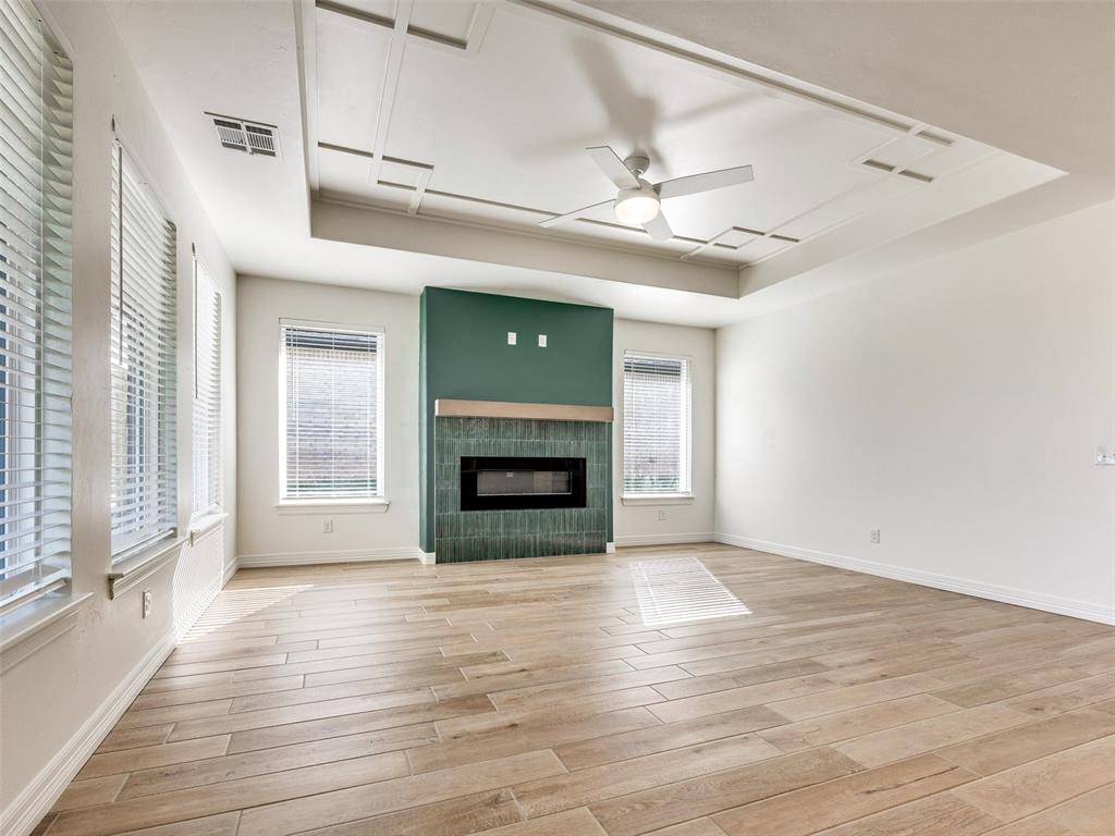 225 Sage Brush Way Property Photo 16