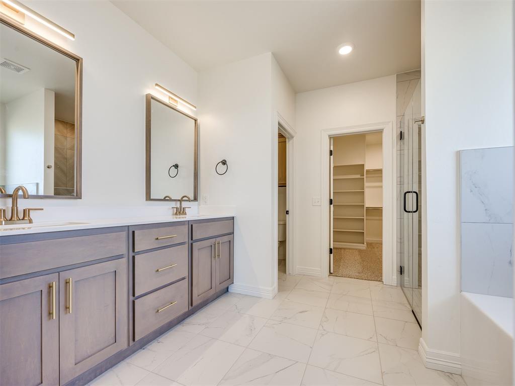 225 Sage Brush Way Property Photo 21