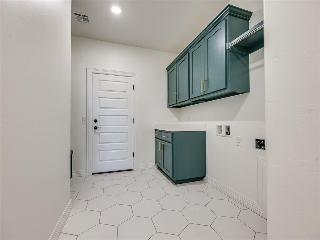 225 Sage Brush Way Property Photo 32