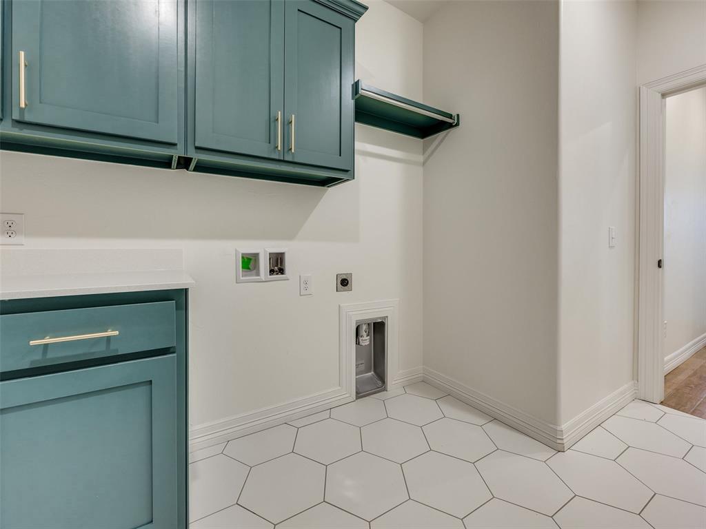 225 Sage Brush Way Property Photo 33