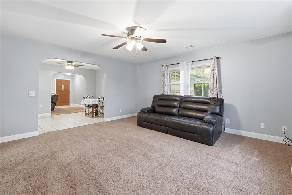 36 Limberlost Road Property Photo 10