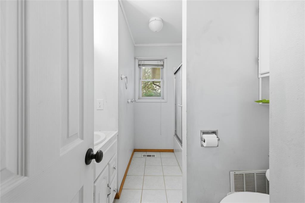 36 Limberlost Road Property Photo 16