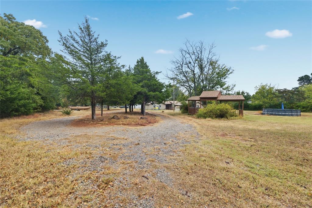 36 Limberlost Road Property Photo 29