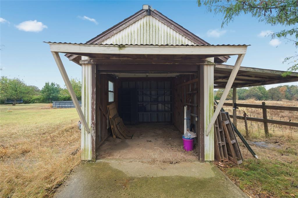 36 Limberlost Road Property Photo 30