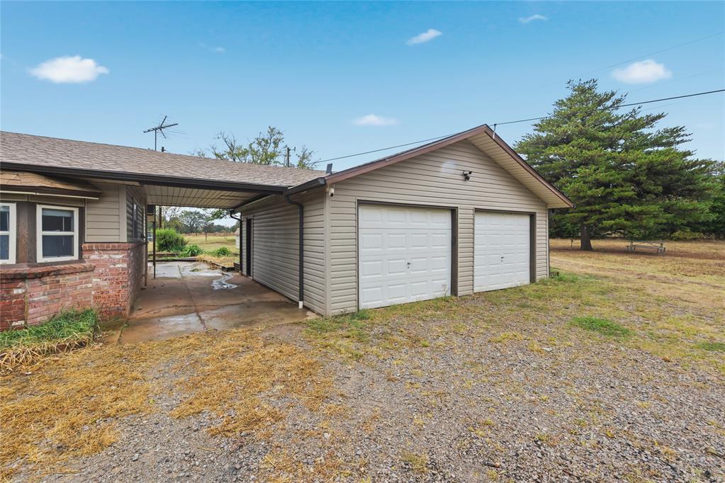 36 Limberlost Road Property Photo 32