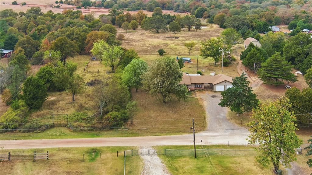 36 Limberlost Road Property Photo 35