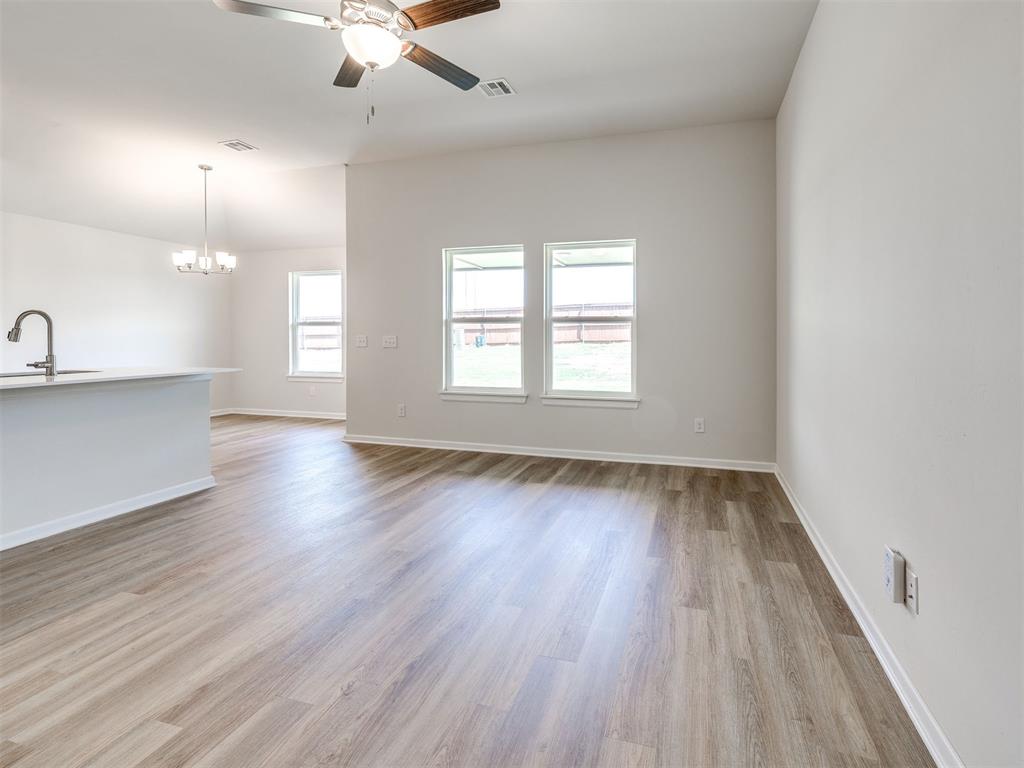 2313 Se 89th Terrace Property Photo 3