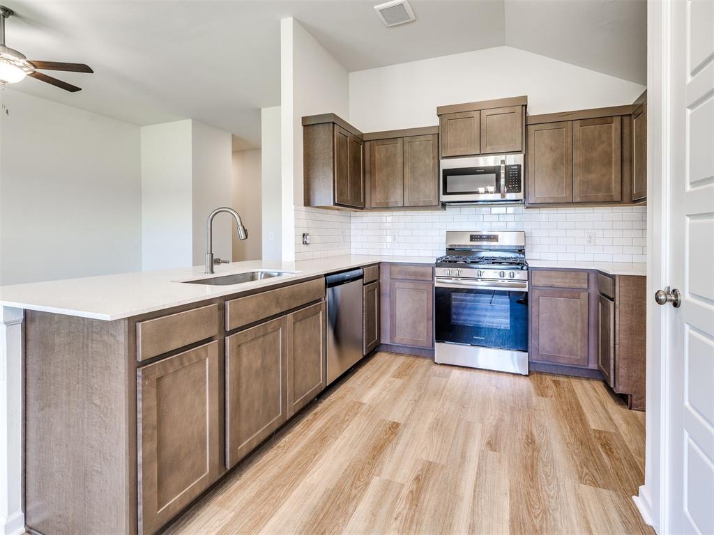 2313 Se 89th Terrace Property Photo 6