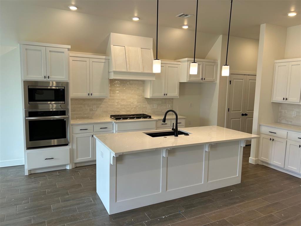 10156 Nw 100th Street Property Photo 8