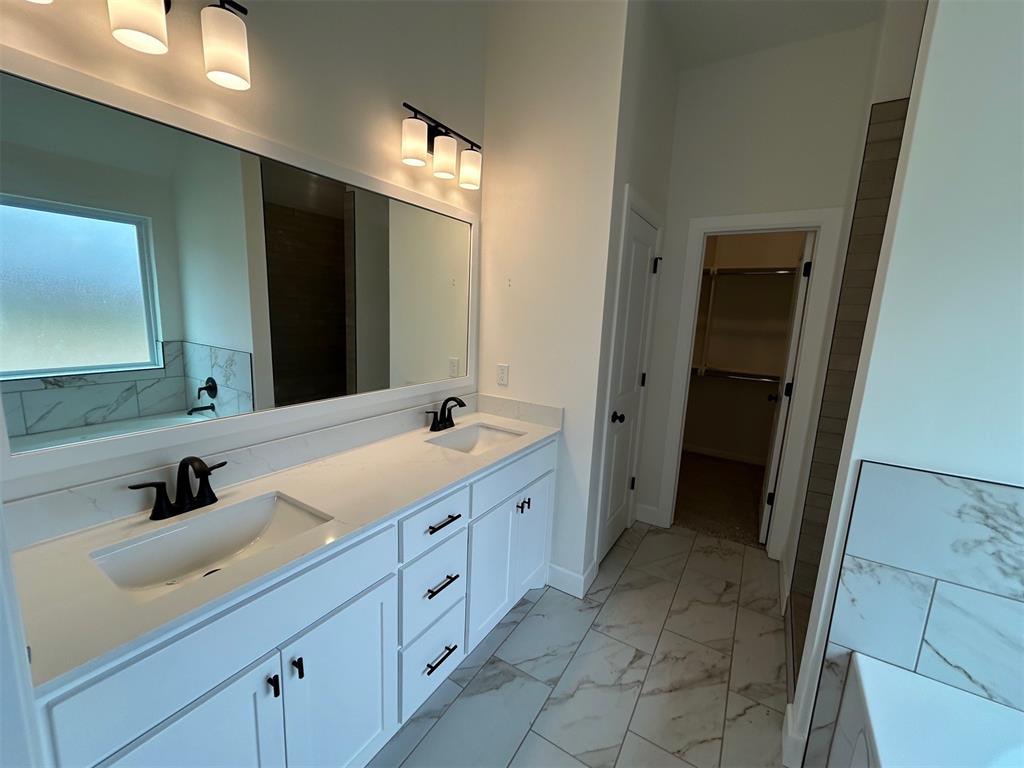 10156 Nw 100th Street Property Photo 12