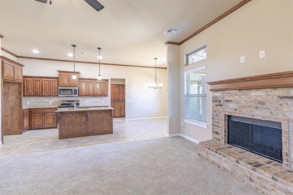 1923 W Flintlock Way Property Photo 6