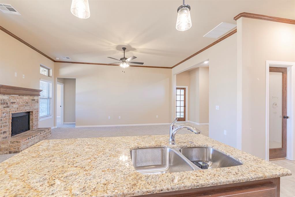 1923 W Flintlock Way Property Photo 11