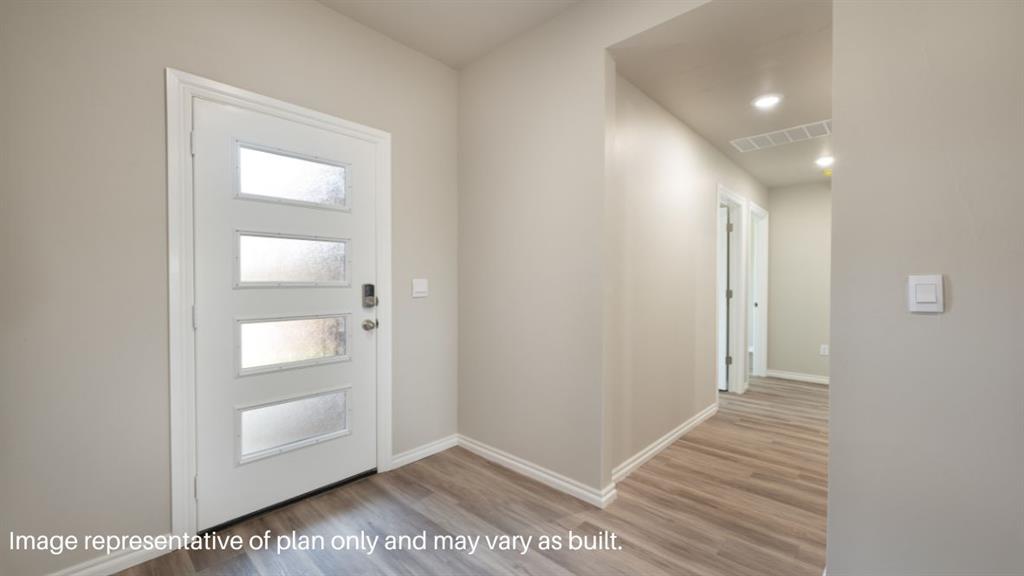 5504 Windstone Drive Property Photo 2