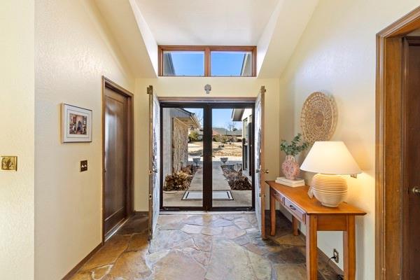 10604 Admiral Drive Property Photo 3