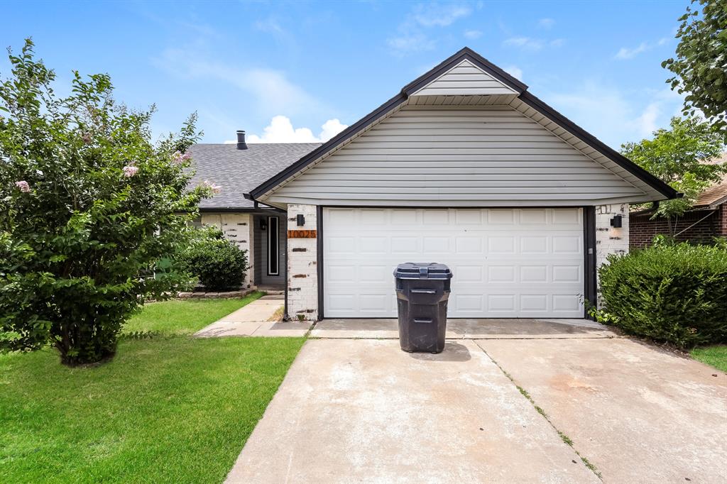 10025 S Linn Avenue Property Photo 1