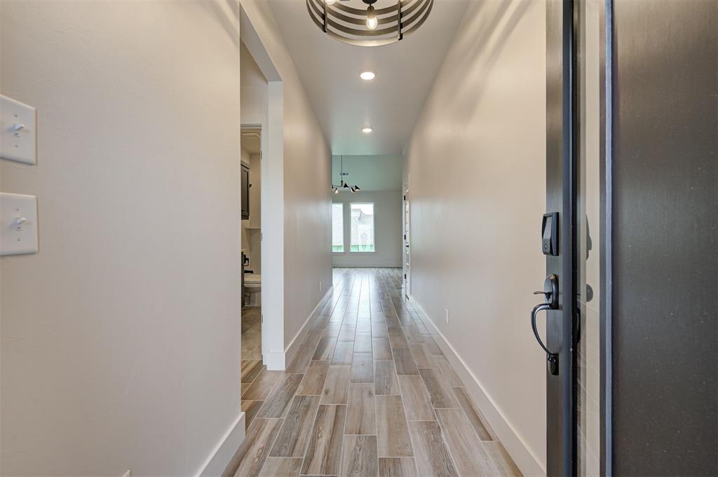 6016 Kinnick Drive Property Photo 7