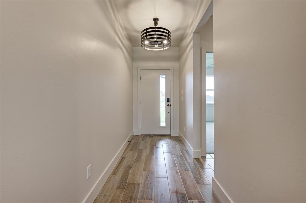 6016 Kinnick Drive Property Photo 8