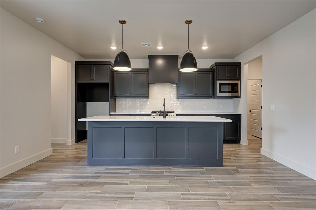 6016 Kinnick Drive Property Photo 14