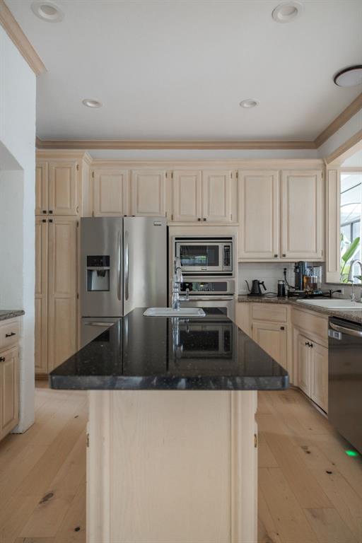 1009 Glenridge Drive Property Photo 17