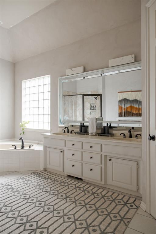 1009 Glenridge Drive Property Photo 31