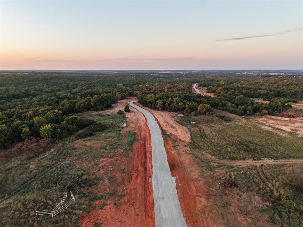 0010 E 1060 Road Property Photo 3
