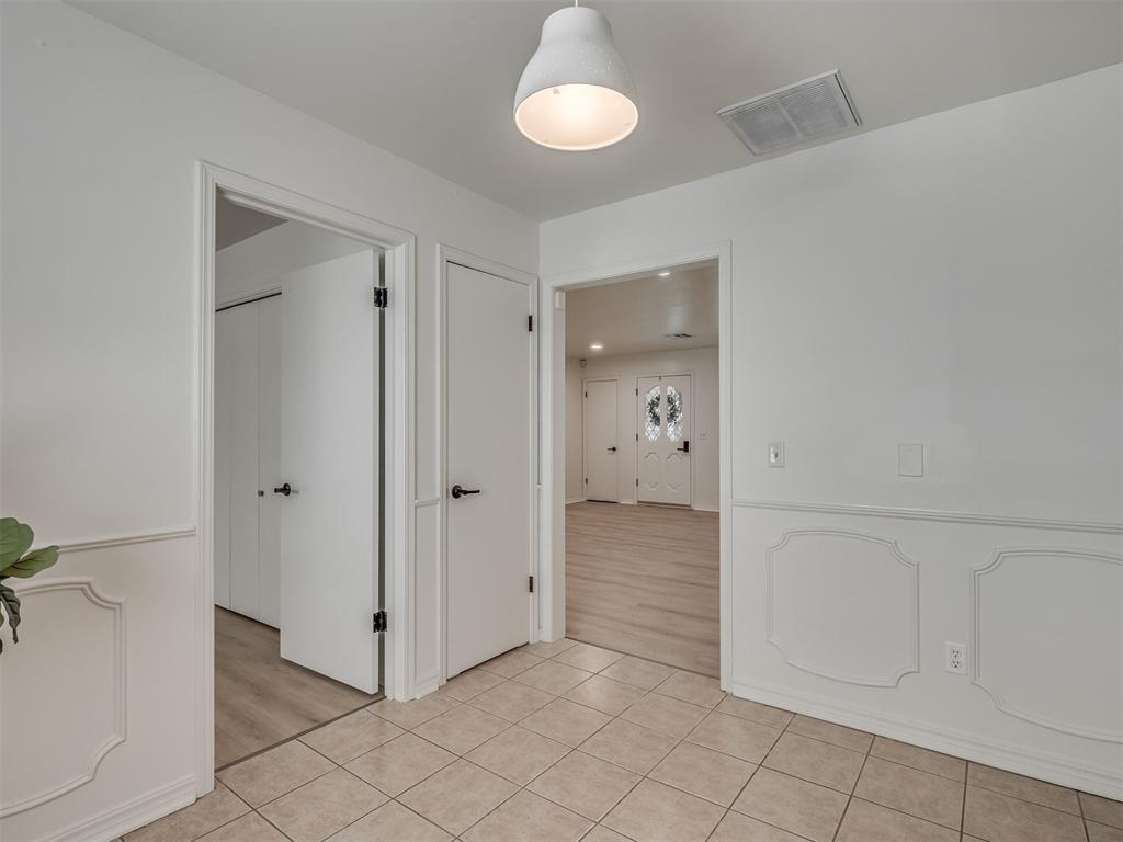 2004 Manchester Drive Property Photo 13