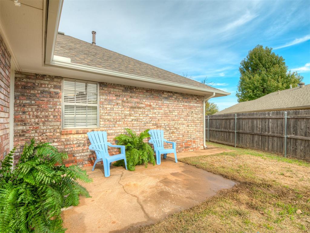 2004 Manchester Drive Property Photo 29