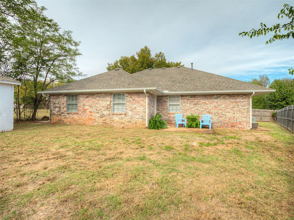 2004 Manchester Drive Property Photo 32