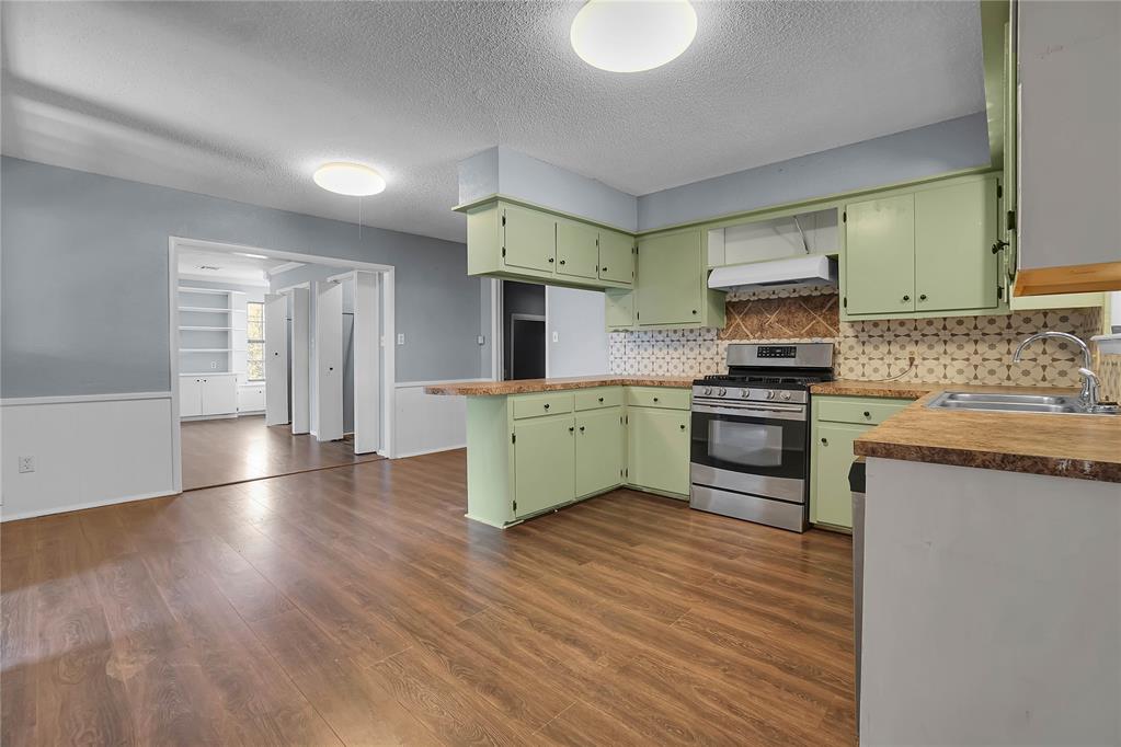 1510 Nw 49th Street Property Photo 4