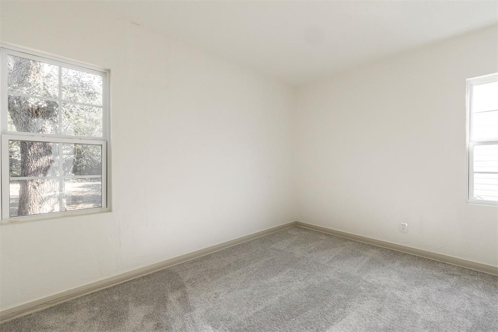 1932 Elm Drive Property Photo 31