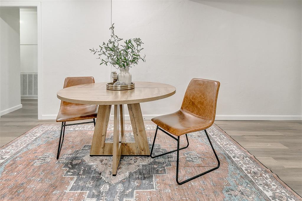 2244 Churchill Place Property Photo 9