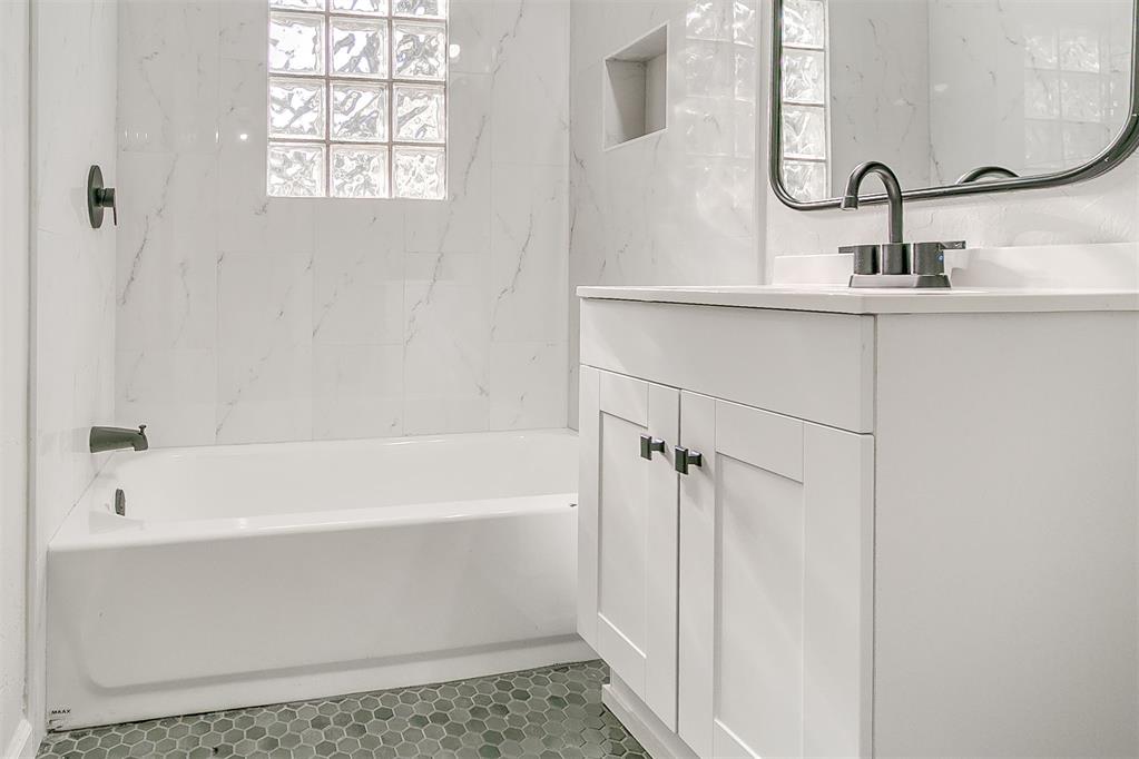 2244 Churchill Place Property Photo 19