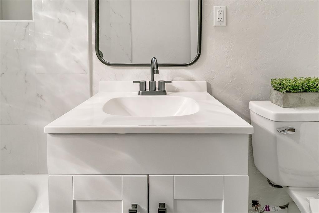 2244 Churchill Place Property Photo 21