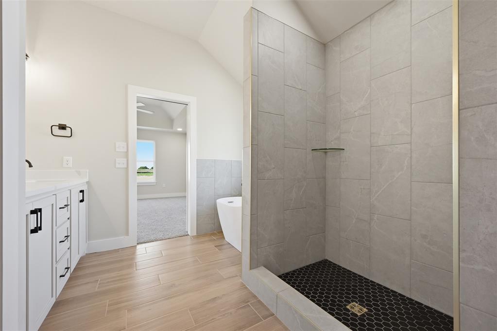 8484 Rip Way Property Photo 18