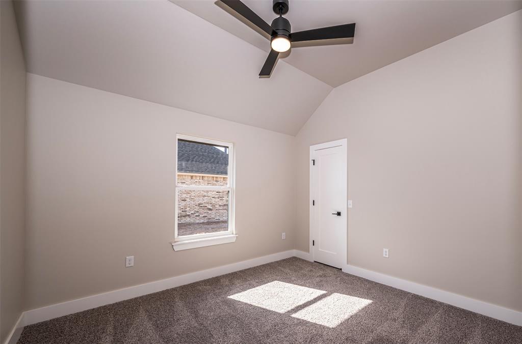 8484 Rip Way Property Photo 21
