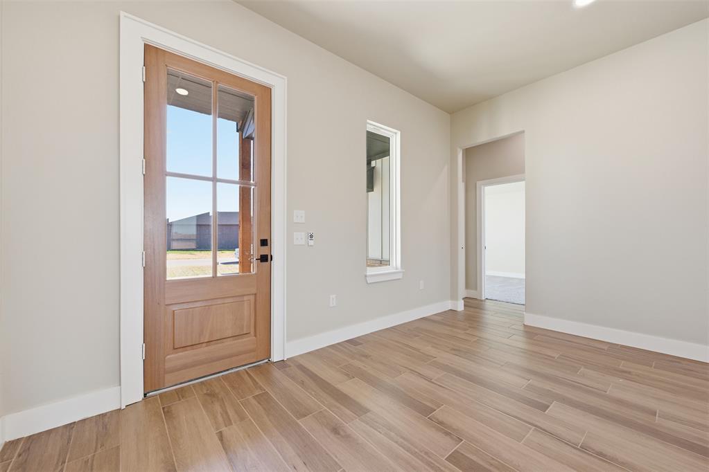 8484 Rip Way Property Photo 25