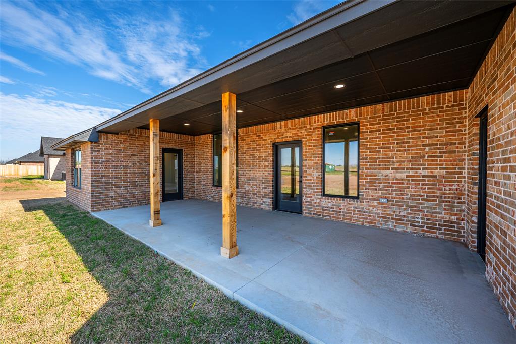 8484 Rip Way Property Photo 31