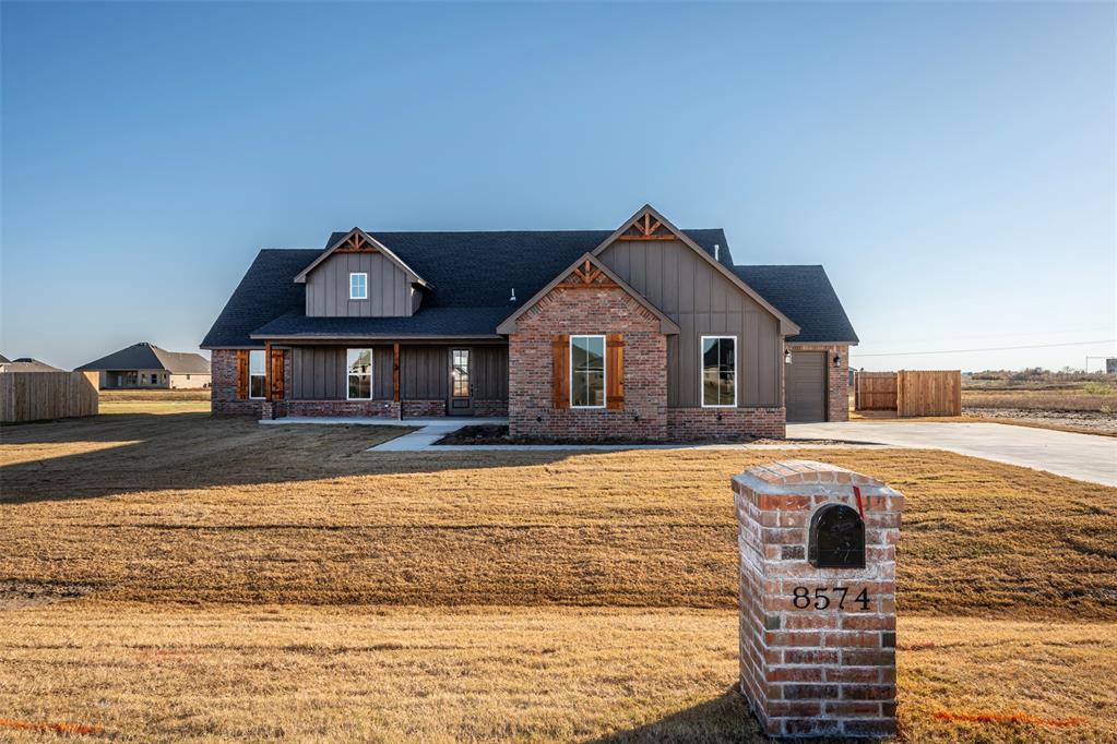 8574 Rip Way Property Photo 3