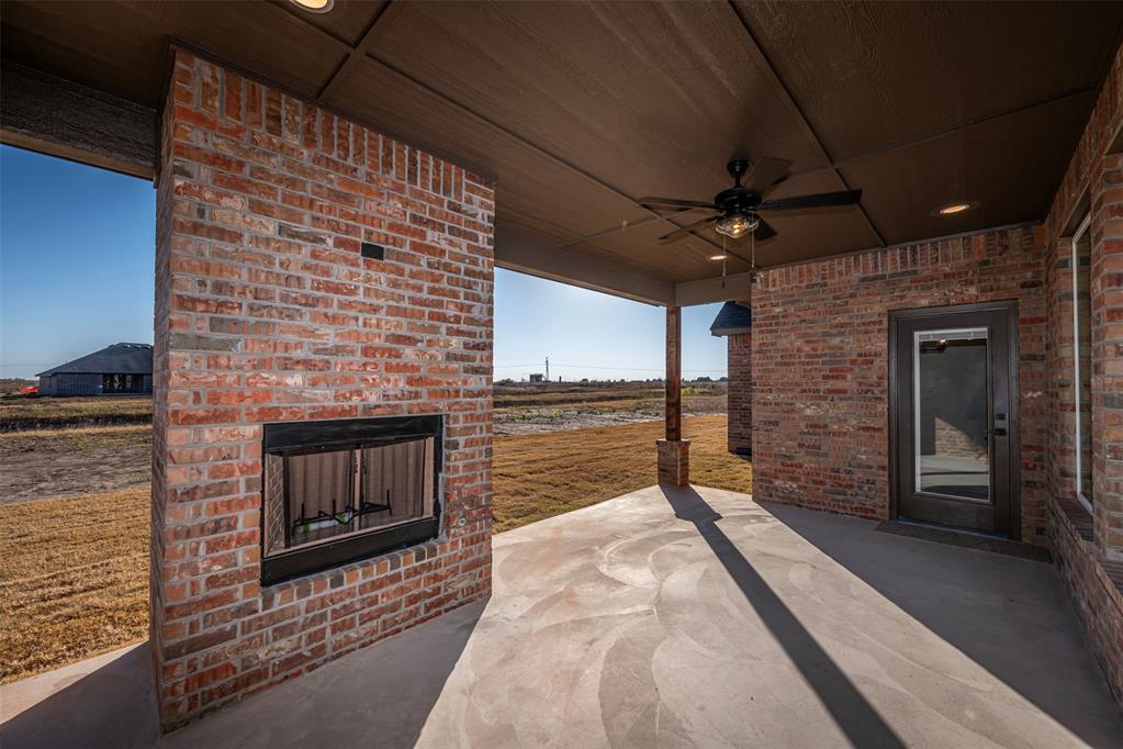 8574 Rip Way Property Photo 4