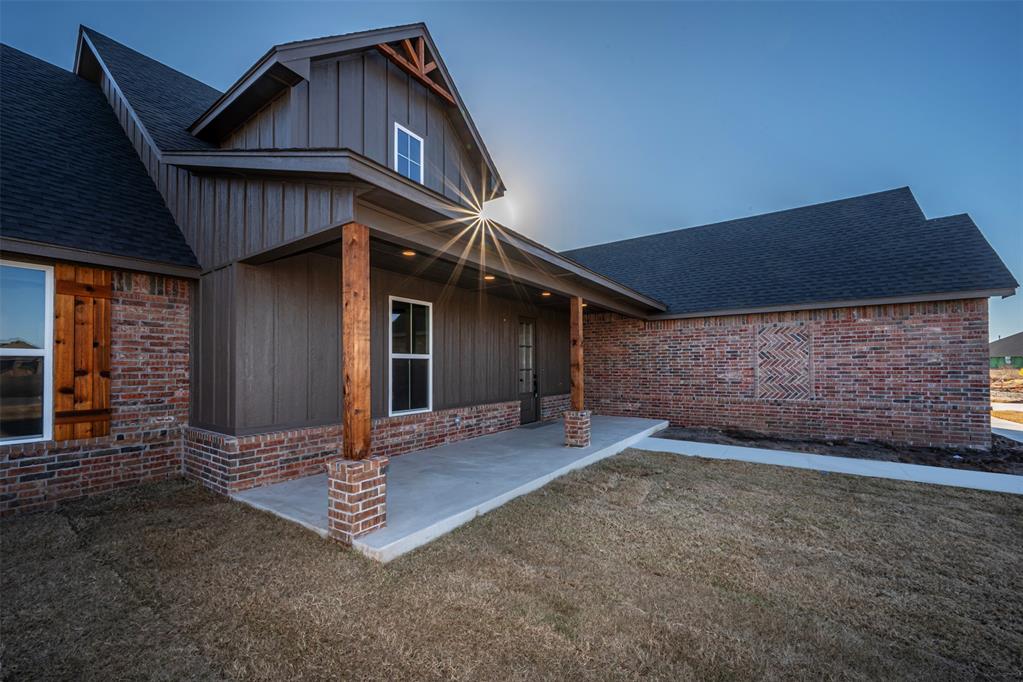 8574 Rip Way Property Photo 9